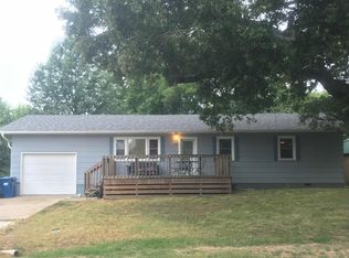 611 N Ward St, Stockton, MO 65785