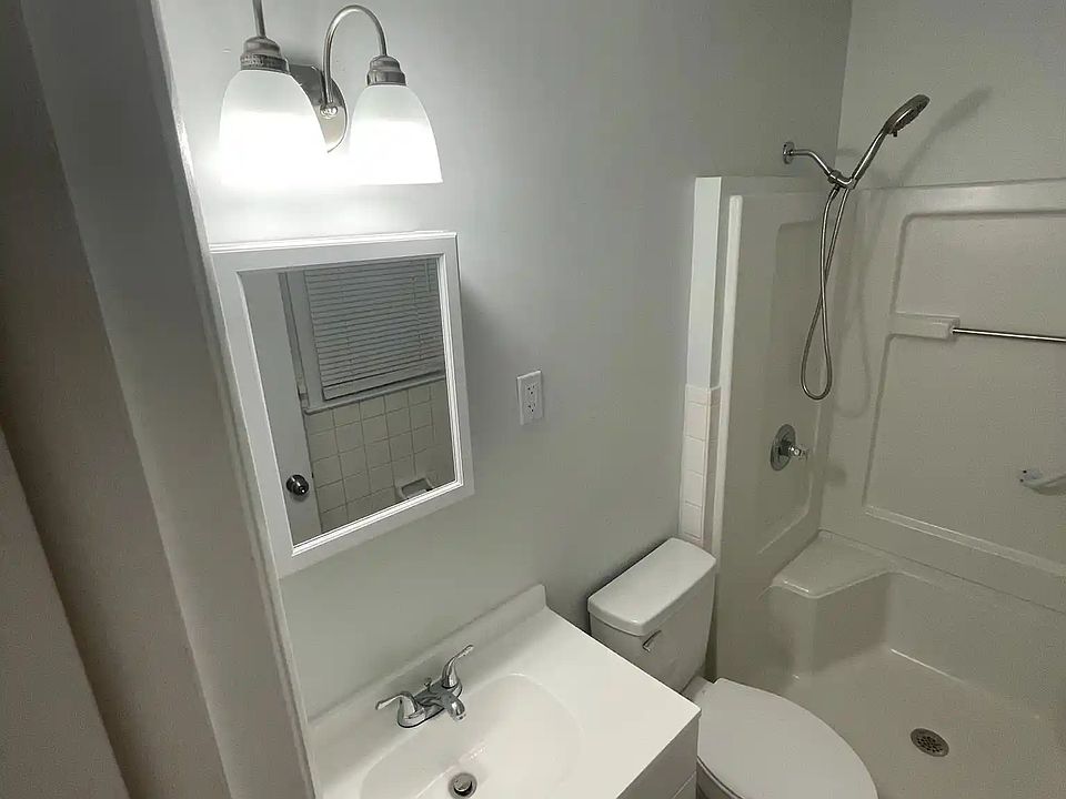 1st image of 1100 Jewell Ave