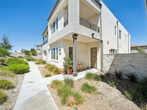 2nd image of 27262 Narrowleaf Willow Ln