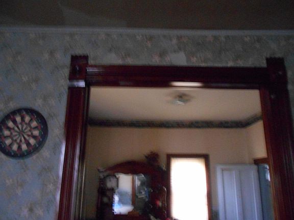 4th image of 213 E Lincoln Ave