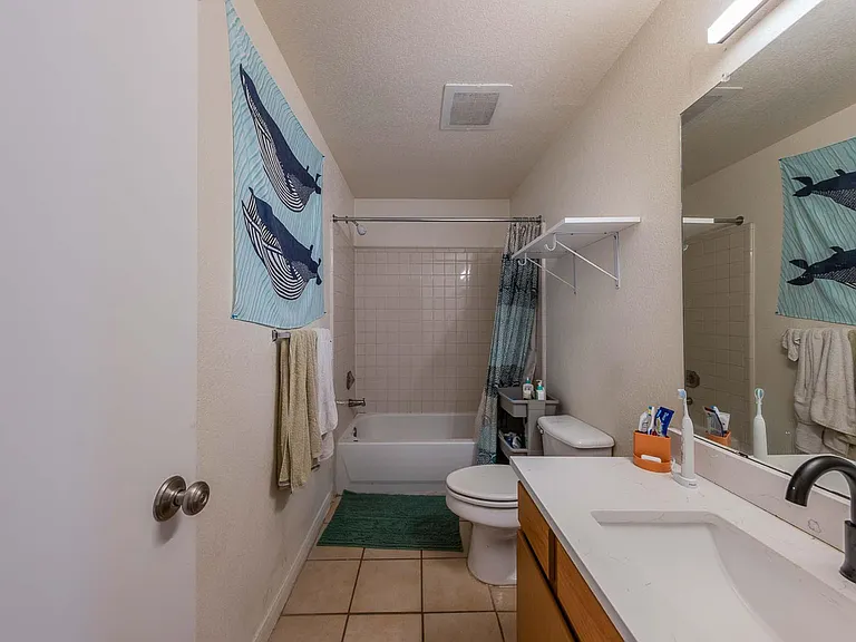 2824 Rio Grande St #204 — Photo 6