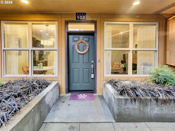 6231 NE Carillion Dr Unit 102, Hillsboro, OR 97124