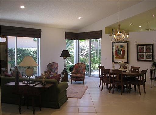 2nd image of 10819 Fairmont Village Dr