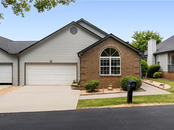 1106 Cobbs Glen Dr, Anderson, SC 29621