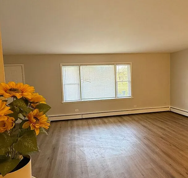 1119 E Algonquin Rd #2 — Photo 25