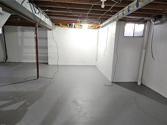 5th image of 11838 Oakmont St