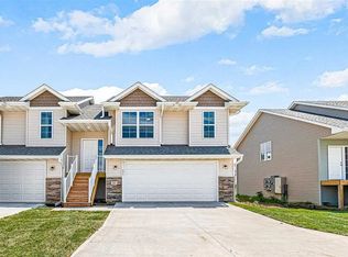 307 Chloe Dr #325, Tiffin, IA 52340