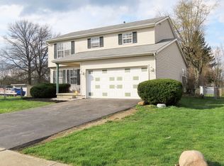 2120 Willow Run Rd, Grove City, OH 43123