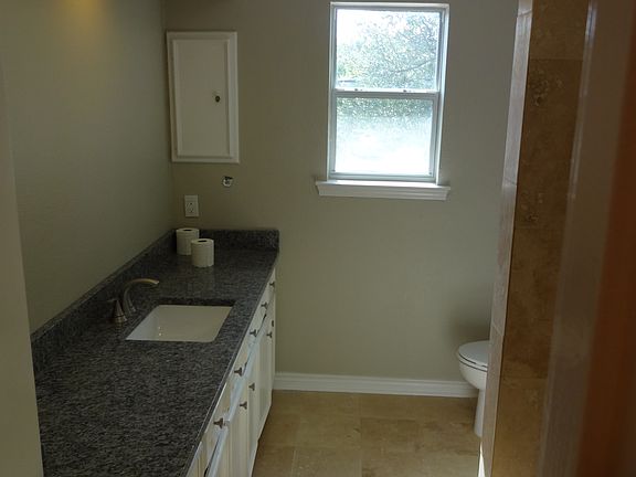 2nd full bathroom