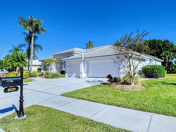 2nd image of 8529 Great Meadow Dr