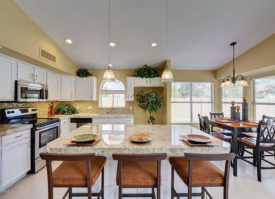 1st image of 5707 E Acoma Dr