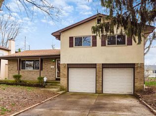 5552 Driftwood Rd, Columbus, OH 43229