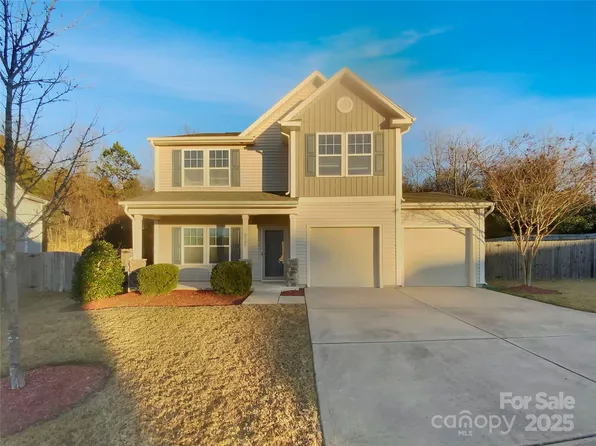 2305 Bloomfield Dr, Kannapolis, NC 28081