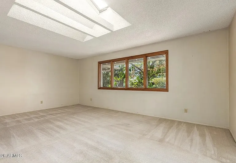 650 E Malibu Dr — Photo 31