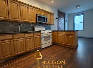 93 Grant Ave #3, Jersey City, NJ 07305