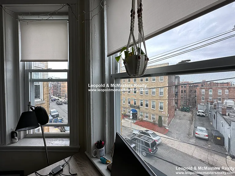Kelton Street Apartments — Photo 53