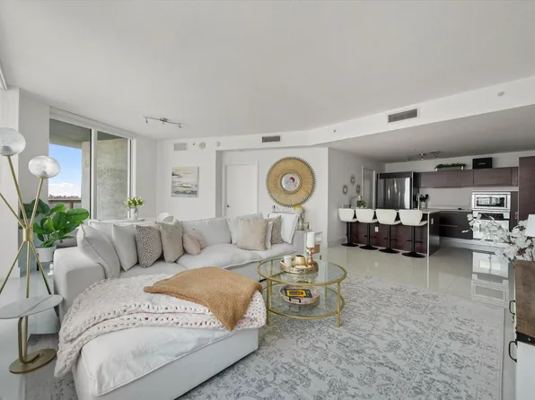 1900 N Bayshore Drive #2312, Miami, FL 33132