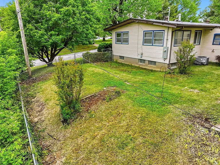 3034 Forge Dr — Photo 29