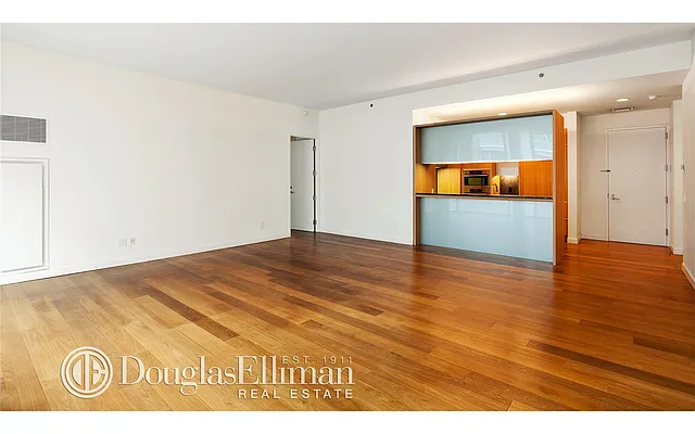 Rented by Douglas Elliman | media 21