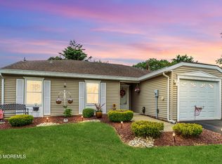 69 Suffolk Way, Marlboro, NJ 07746