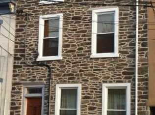 129 Grape St, Philadelphia, PA 19127
