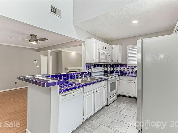 3rd image of 9035 J M Keynes Dr