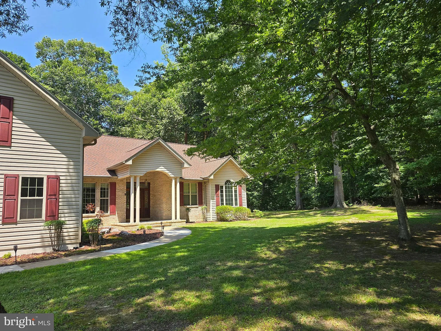 4 bed, 3.5 bath, 3024 sqft, $5,250 — Photo 3