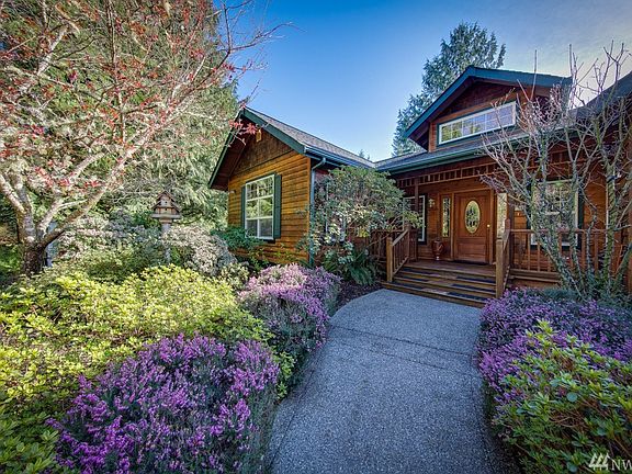 2nd image of 9053 NE Leprechaun Ln
