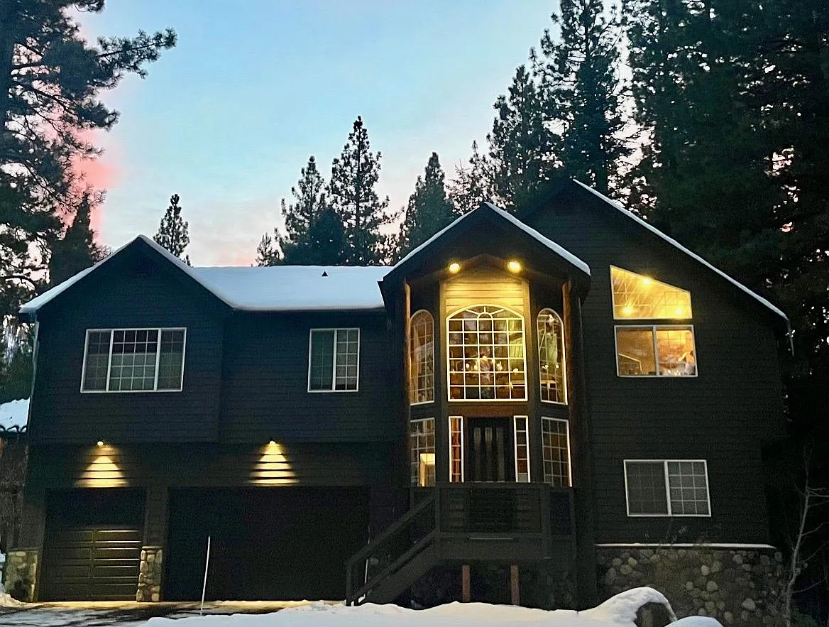 Bella Coola Dr, South Lake Tahoe — Photo 2