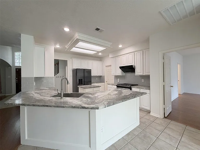 12238 Ashford Valley Dr — Photo 16