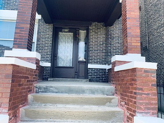 3rd image of 4819 W 22nd Pl