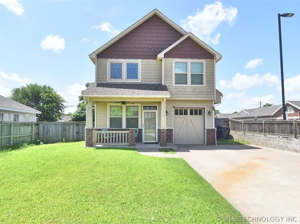 316 E B St, Jenks, OK 74037