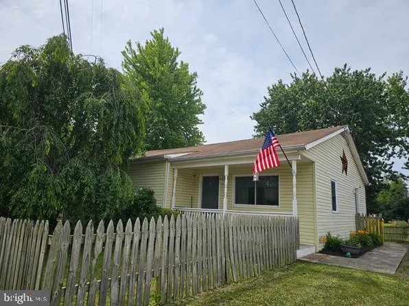 236 Classic Vanville Rd, Martinsburg, WV 25405