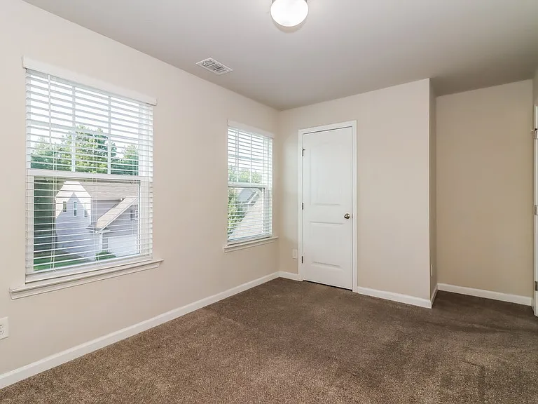 220 Foggy Creek Ln — Photo 13