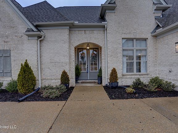3rd image of 8298 Williamson Dr