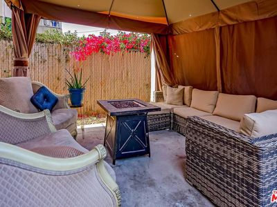 6216 S Van Ness Ave, Los Angeles, CA, 90047