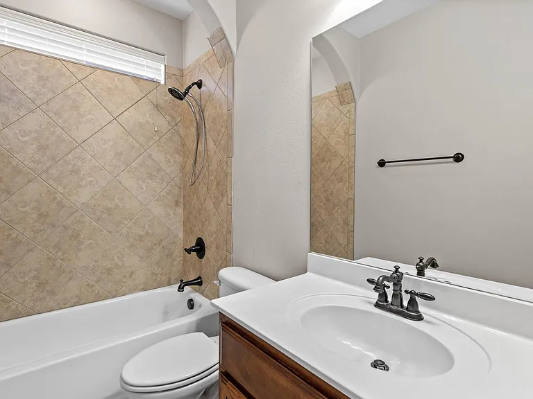 11709 Woodland Hills Trl — Photo 19