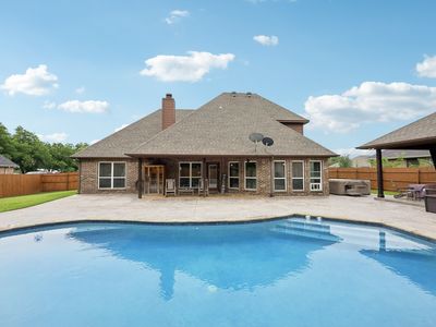 405 Edgewood Ter, Boyd, TX, 76023