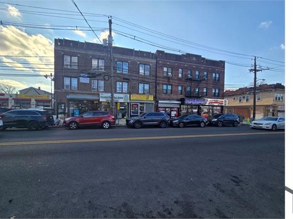 700 Chancellor Ave #203