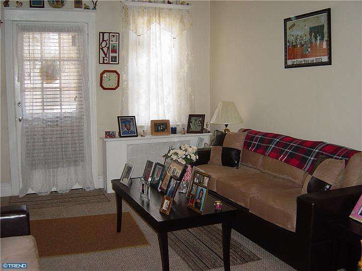 1st image of 568 1/2 Alcott St
