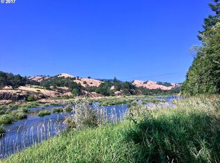 Whistlers Ln, Roseburg, OR 97470