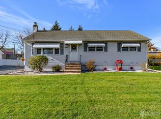 820 Nelson Pl, Piscataway, NJ 08854