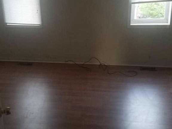 5th image of 813 N Madison St