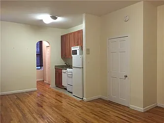 Rented by R New York