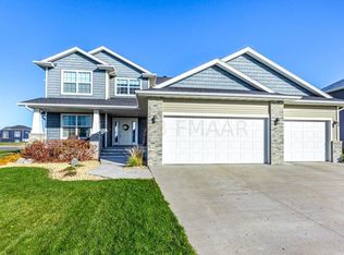 1489 71st Ave S, Fargo, ND 58104