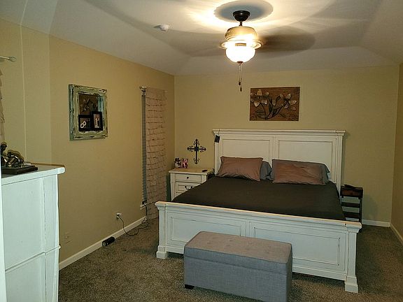 3rd image of 5517 Winchester Ave
