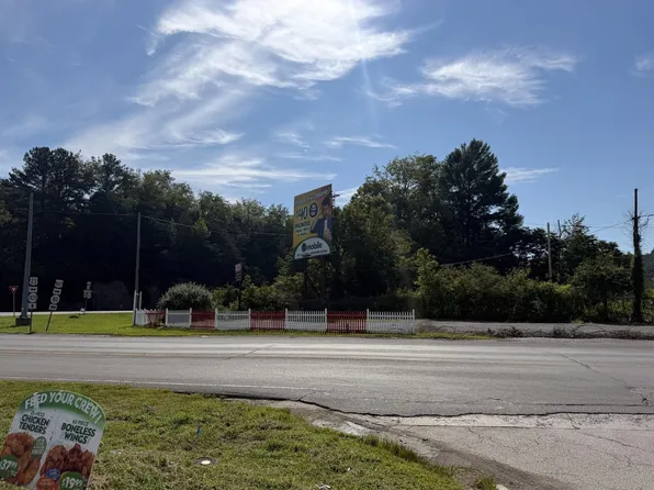 6423 State Highway 1428, Allen, KY 41601