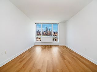 43-10 Crescent St #4008, Long Island City, NY 11101