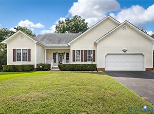 11124 Sweetbay Arbor Pl, Chester, VA 23831