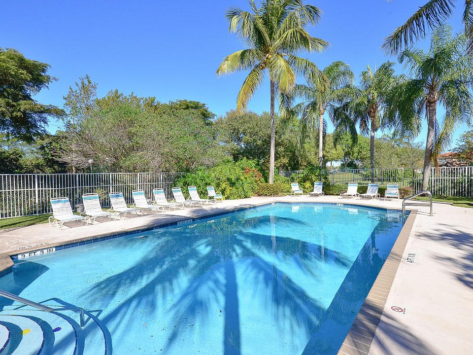 2nd image of 9834 Kamena Cir